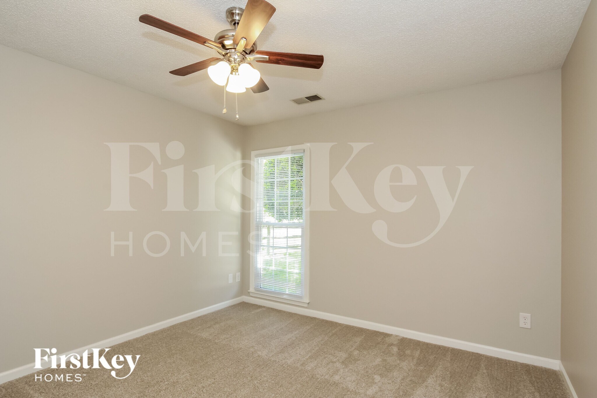 Building Photo - 13646 Annsdale Ln