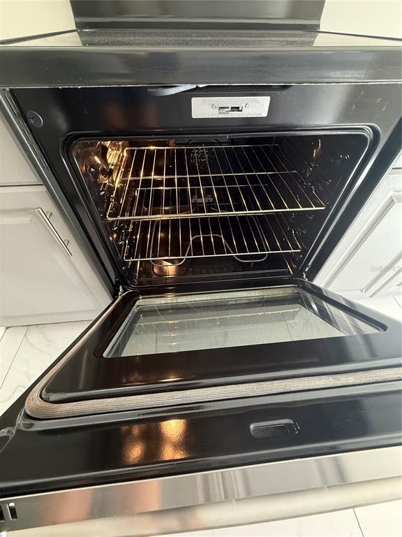 Building Photo - 4688 Heather Terrace