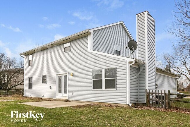 Building Photo - 8365 Castle Ridge Ln