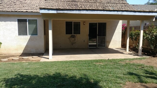 Building Photo - 2-Story home in NE Fresno, Clovis Unified Schools, super clean!