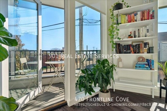 Building Photo - 470 Frontline Cove