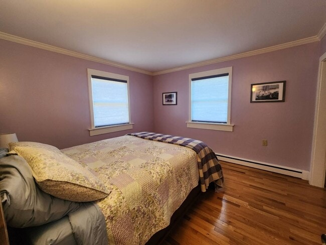 Building Photo - 832 W Fulton Rd