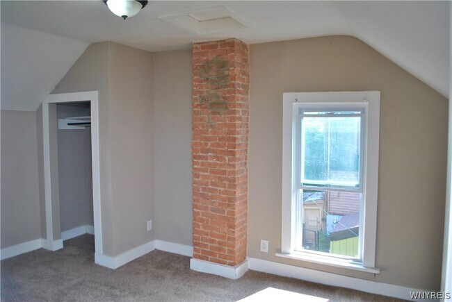 Building Photo - 124 Normal Ave