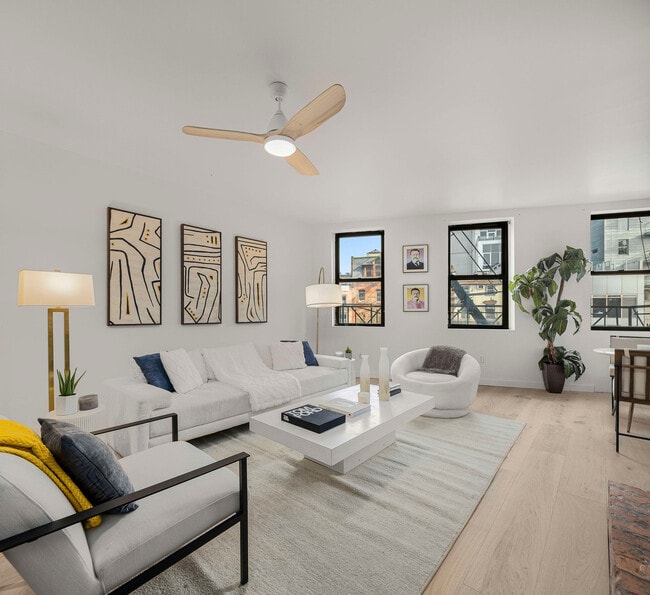 Building Photo - 354 Bowery-SI ID1034997P