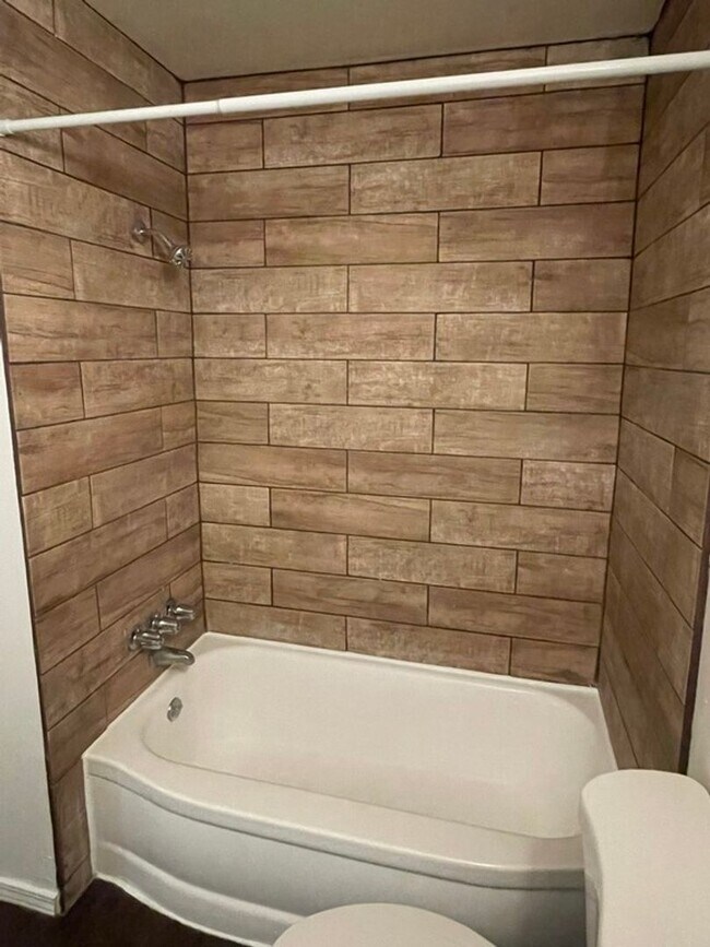 Building Photo - 3539 21st St