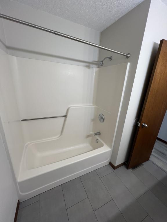 Building Photo - 2210 18th Ave SE