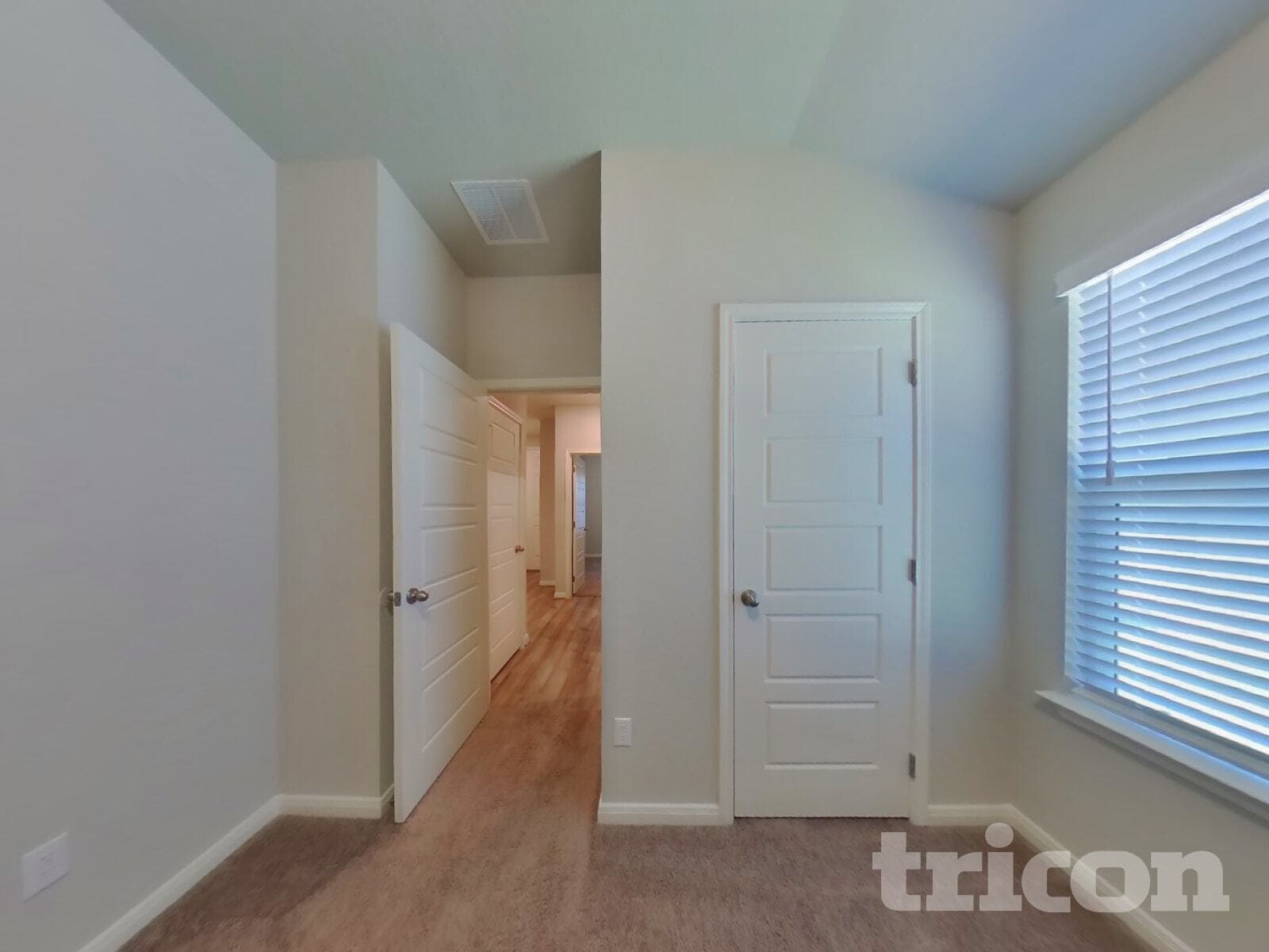 Building Photo - 13507 Emerson Wy