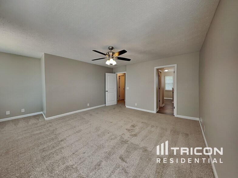 Building Photo - 6173 Hampton Hall Way