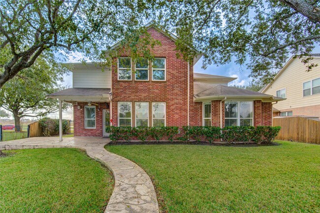 Building Photo - 5802 Horseshoe Falls