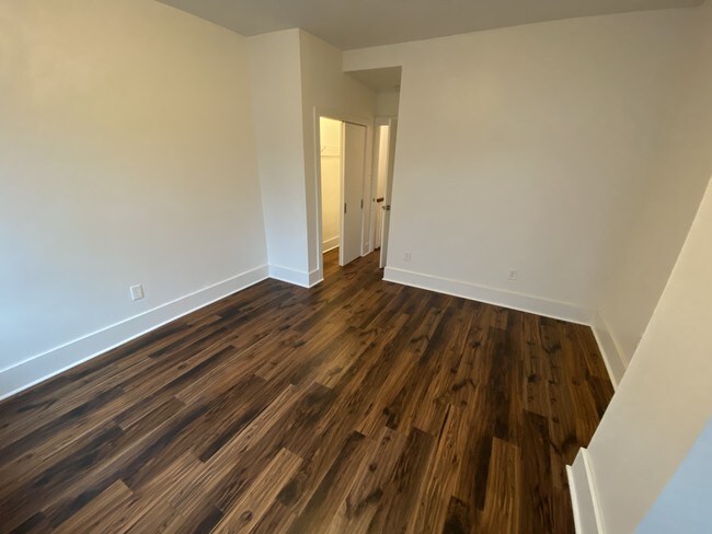 Building Photo - 1229 N Taney St