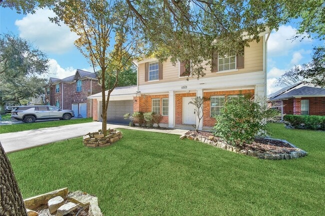 Building Photo - 5303 Bay Pines Dr