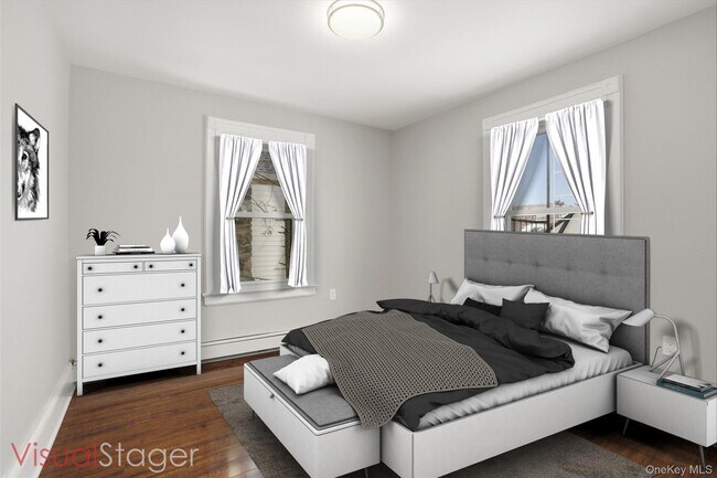 Building Photo - 123 S Broadway