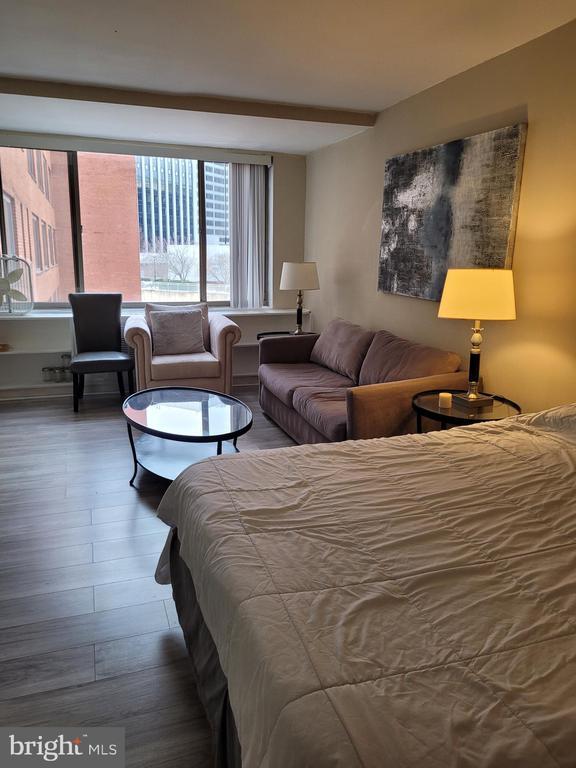 Building Photo - 1121 Arlington Blvd