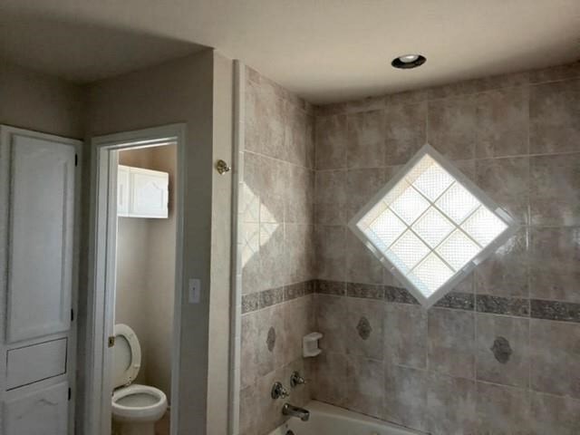 Building Photo - 438 St Croix Dr