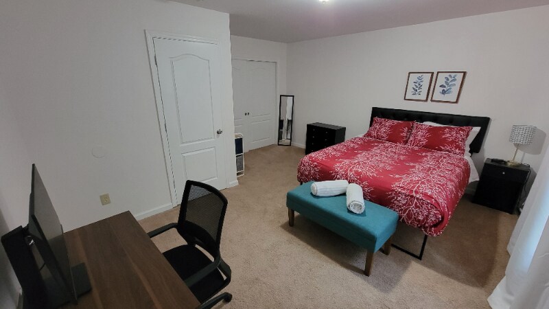 Building Photo - 1510 E Henry St