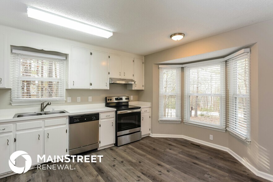 Building Photo - 5208 Relay Way