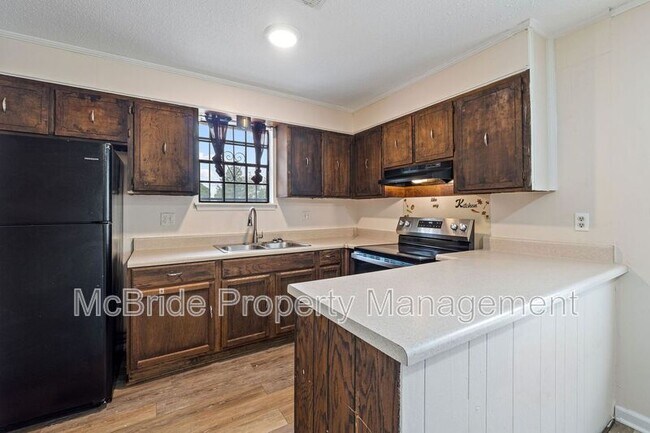 Building Photo - 3506 Gardenbrook Dr