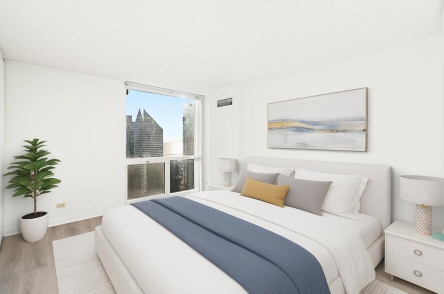 Building Photo - 200 N Dearborn St