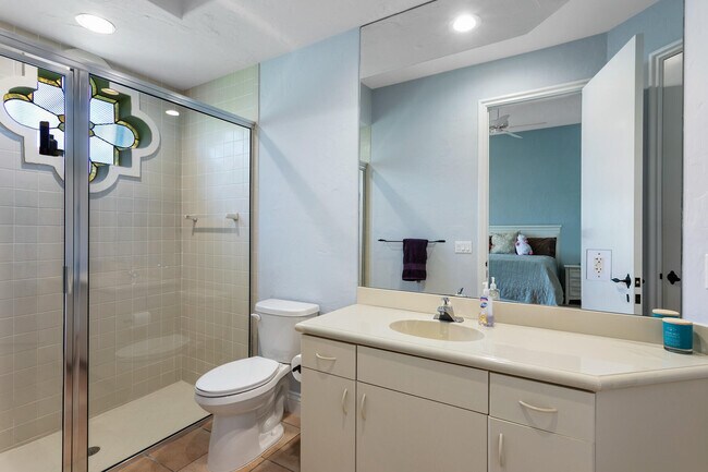 Building Photo - 8158 Native Dancer Rd E