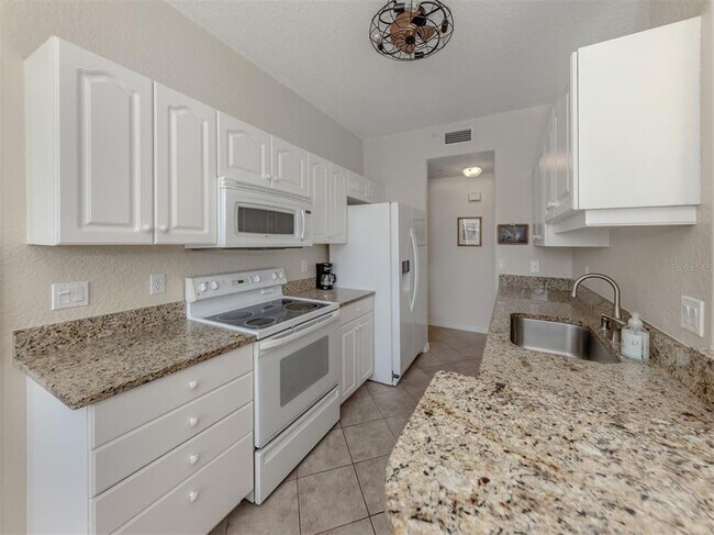 Building Photo - 4430 Corso Venetia Blvd