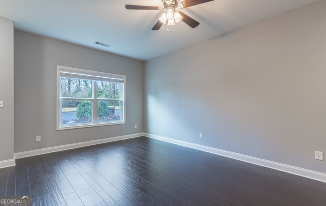 Building Photo - 1280 Binghampton Cir