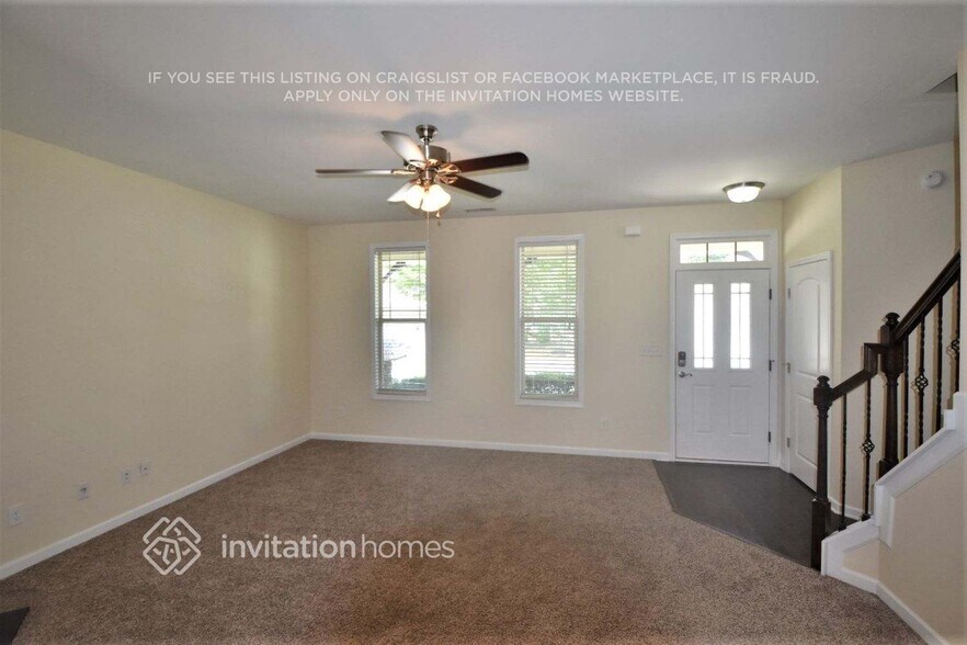 Building Photo - 127 Verrazano Pl