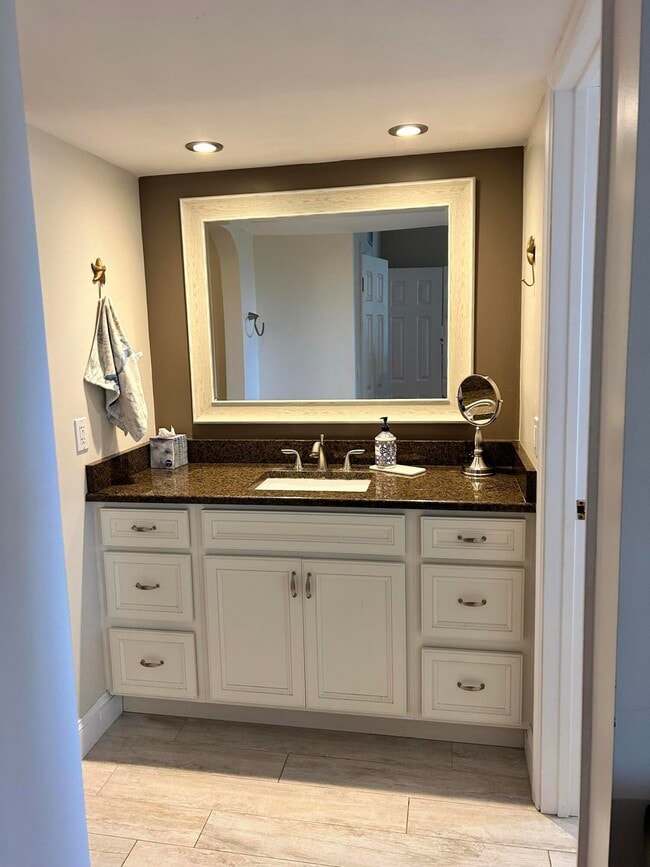 Building Photo - 274 Seabreeze Cir