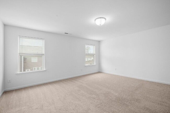 Building Photo - Spacious 4-Bedroom Rental in Desirable Arl...