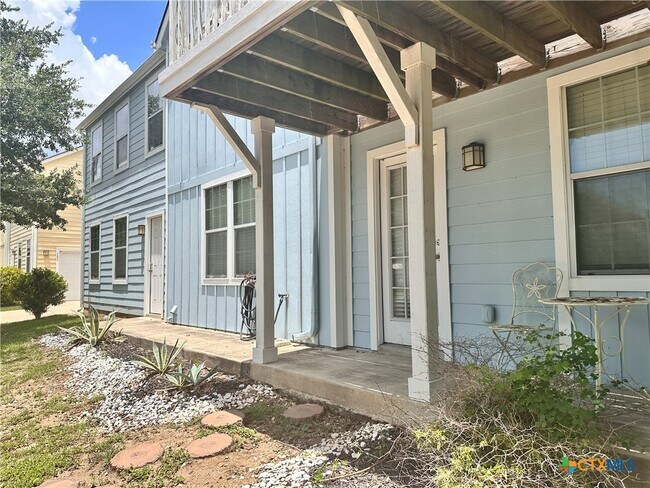 Building Photo - 264 Trestle Tree