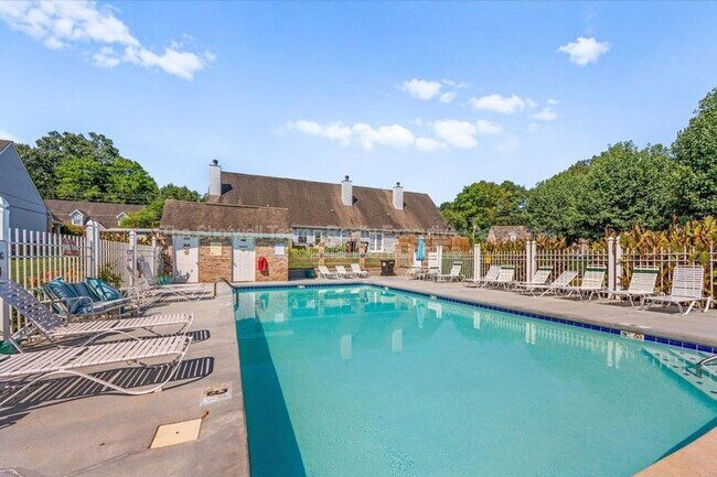 Building Photo - 1017 Nod St