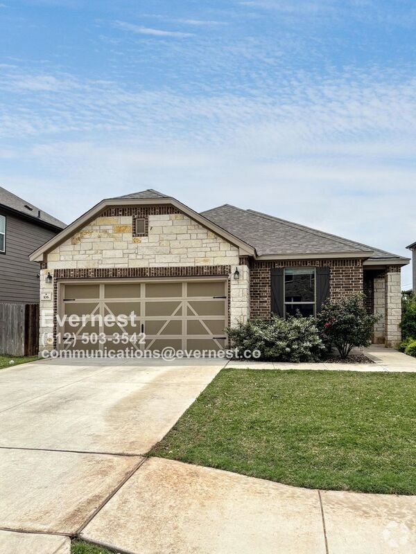 Building Photo - 106 Sweet Autumn Dr