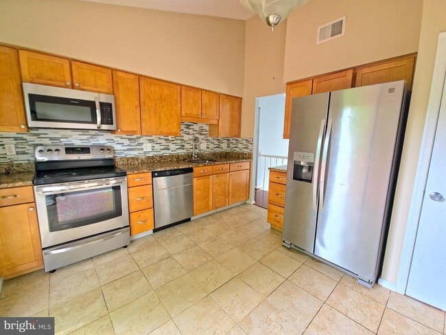 Building Photo - 13709 Southernwood Ct
