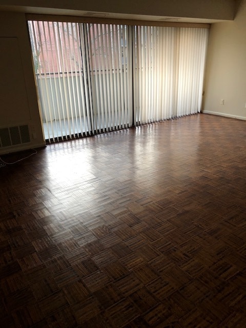 Living Room - 5300 Columbia Pike