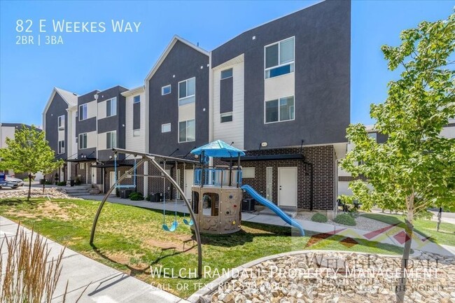 Building Photo - 2 Bed 2 Bath Newly Built Townhome in Clear...