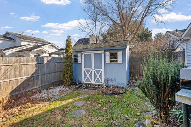 Building Photo - 101 Stoneham Dr