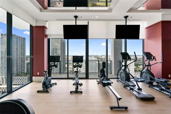 Building Photo - 11 NE 6th St