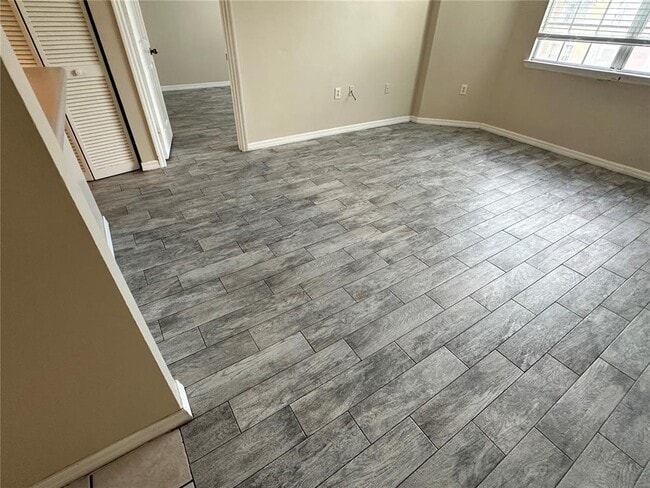 Building Photo - 3502 Windy Walk Way