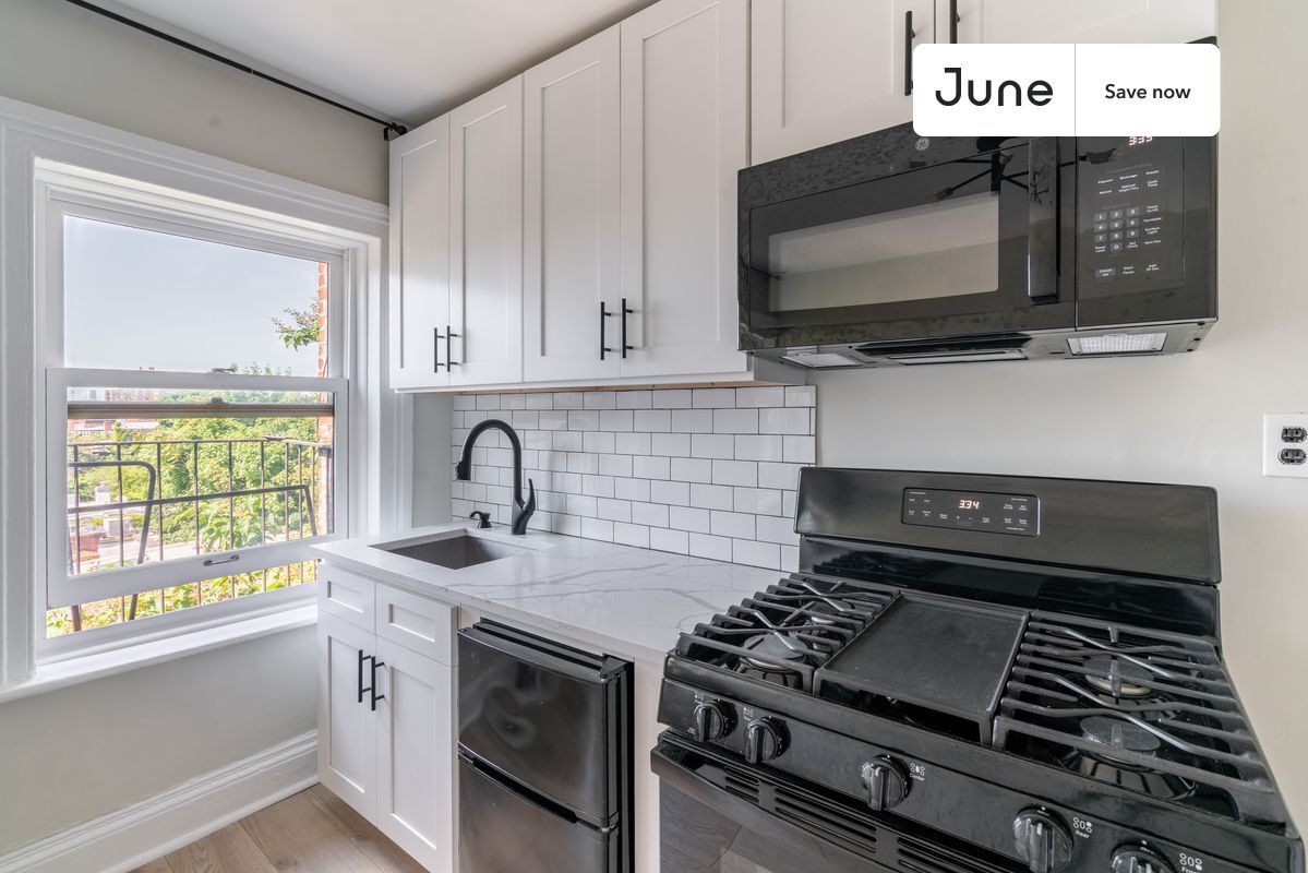 Building Photo - 211 Lafayette Ave