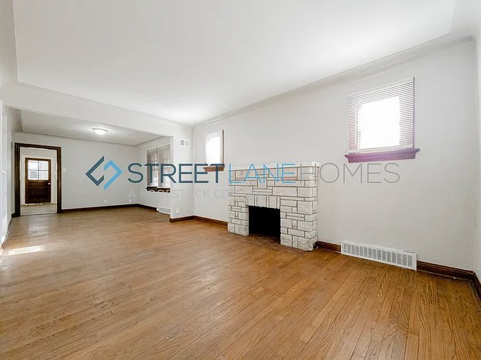 Building Photo - 51 Jendale Ct