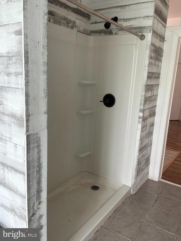 Building Photo - 1359 Main St