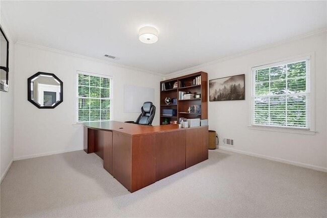 Building Photo - 4966 Cambridge Dr