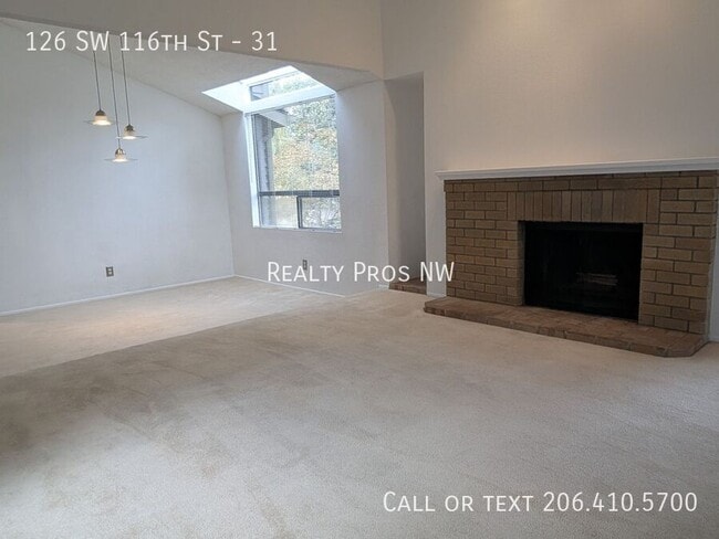 Building Photo - 126 SW 116th St