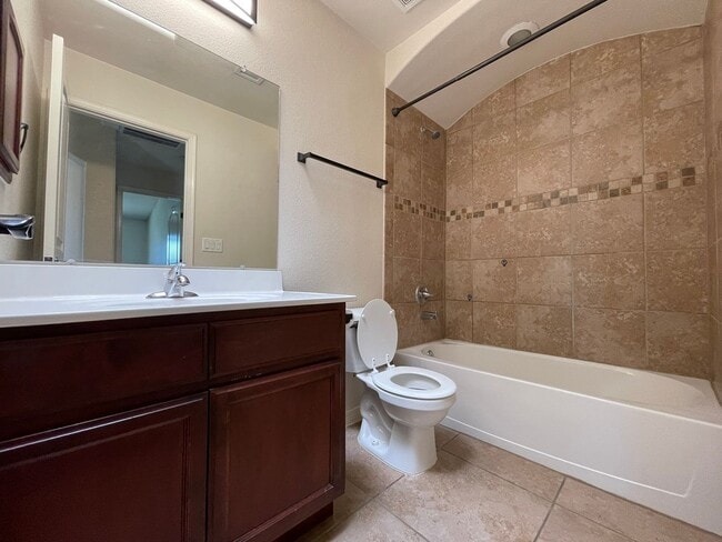 Building Photo - Charming East Side Gem – Prime Location Ne...