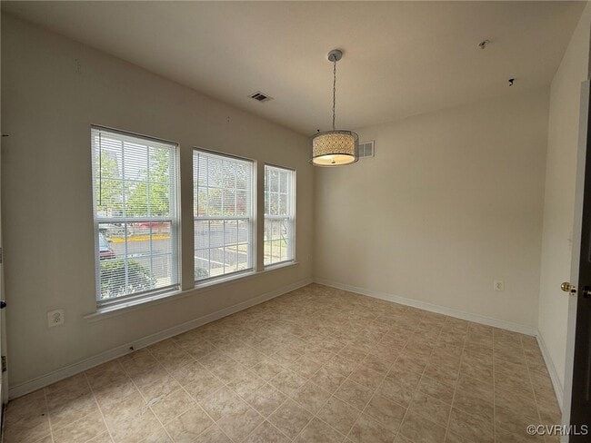 Building Photo - 1000 Westwood Village Way