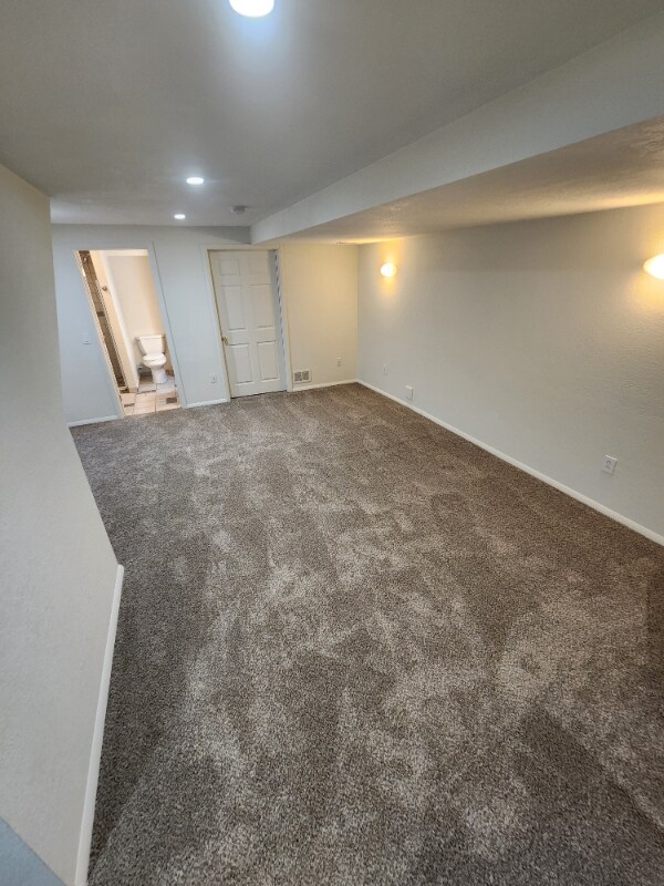 Building Photo - 11530 W 70th Pl