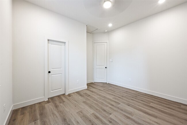 Building Photo - 4603 Indie Hts Ln