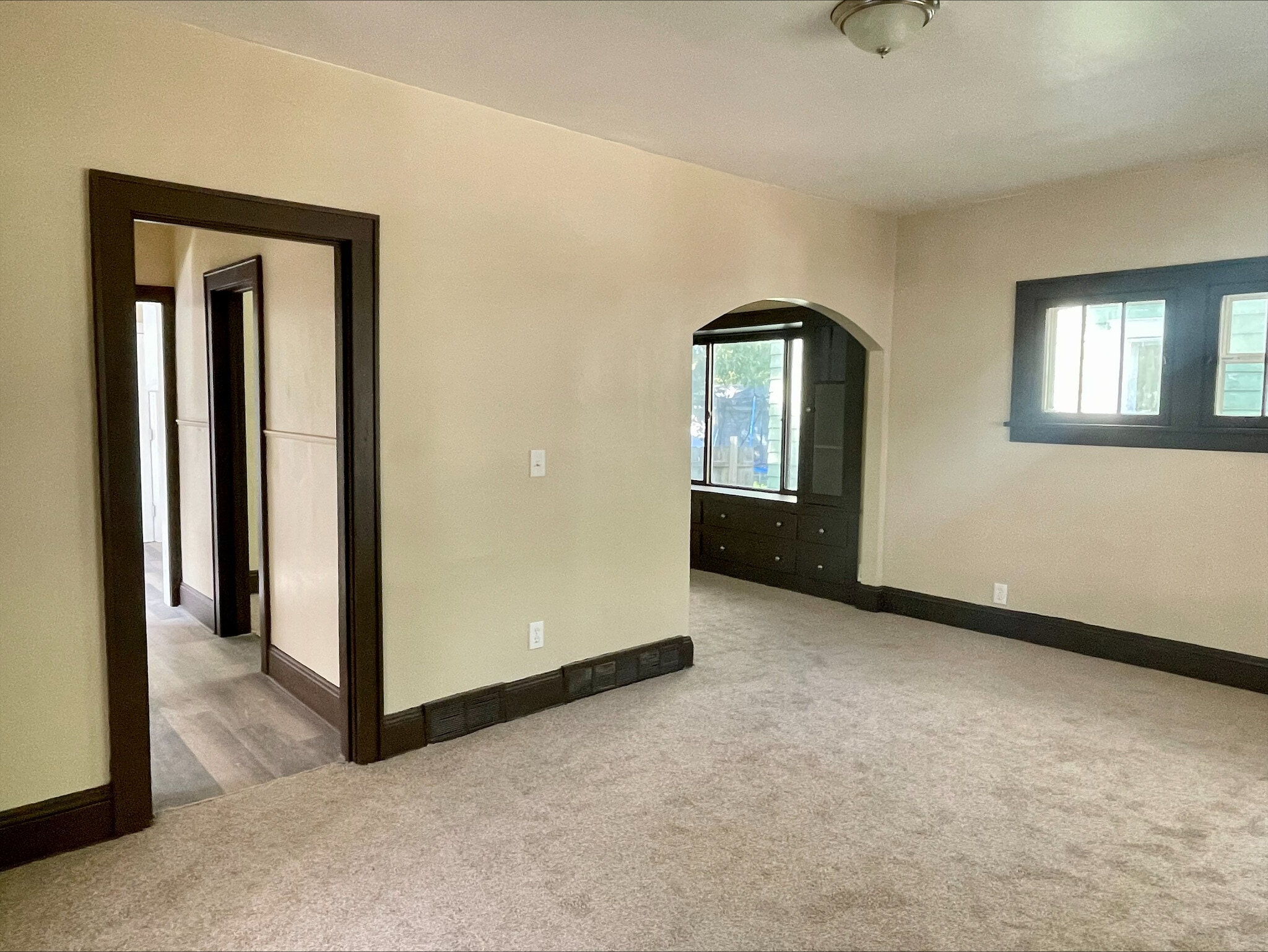 Building Photo - 1022 Herberich Ave