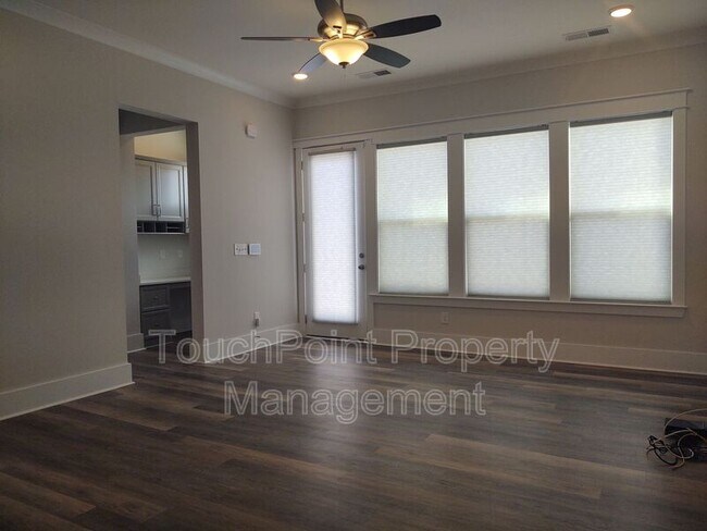 Building Photo - 4836 Blanchard Way