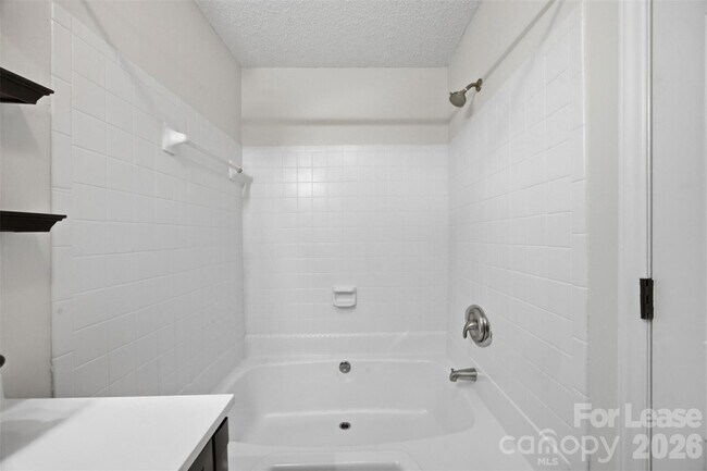 Building Photo - 8157 Cedar Glen Dr