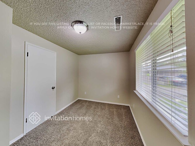 Building Photo - 2528 Platte Ct S